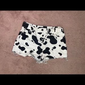 Cowprint shorts